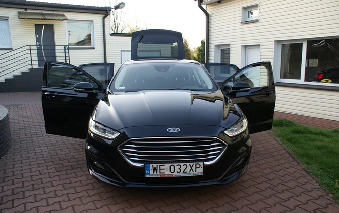 Ford Mondeo cena 53800 przebieg: 195000, rok produkcji 2019 z Stryków małe 407